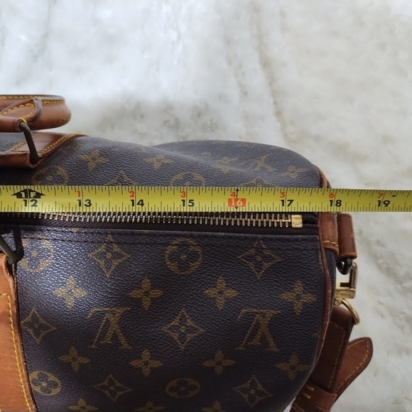 Authentic Louis Vuitton Bag & YSL makeup bag - Picture 5 of 16